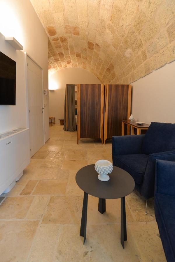 B-Welcome Rooms Of Charme E Relax Polignano a Mare Buitenkant foto
