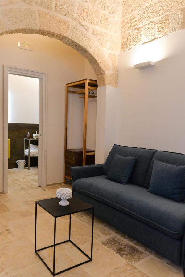 B-Welcome Rooms Of Charme E Relax Polignano a Mare Buitenkant foto