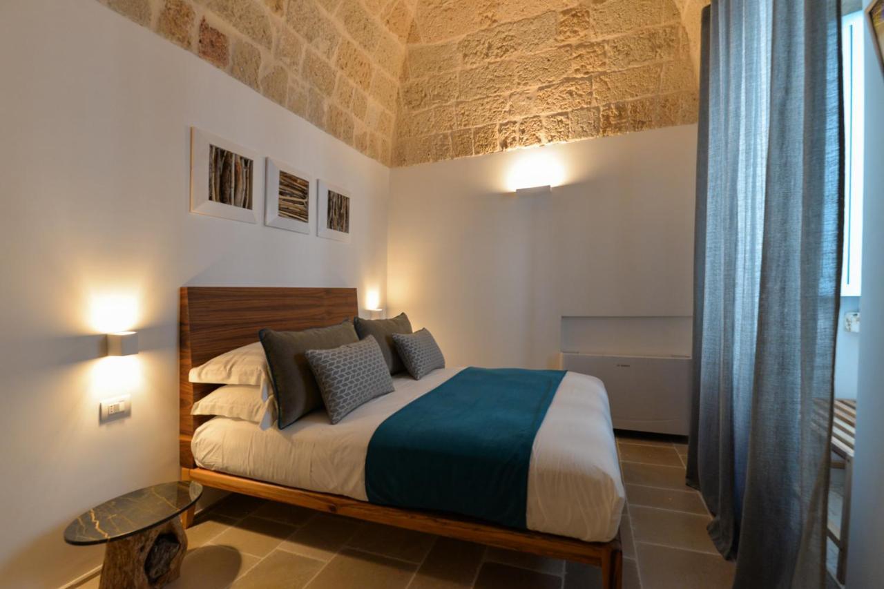 B-Welcome Rooms Of Charme E Relax Polignano a Mare Buitenkant foto