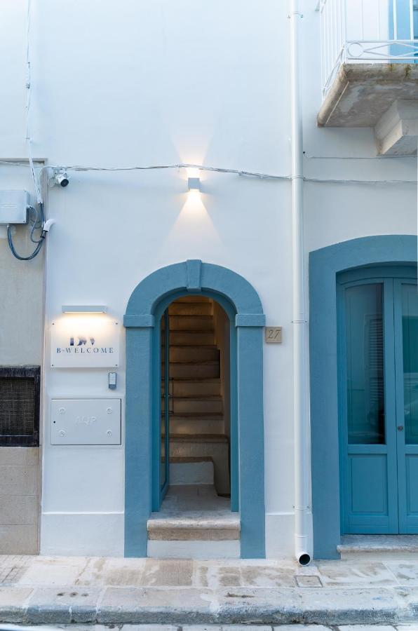 B-Welcome Rooms Of Charme E Relax Polignano a Mare Buitenkant foto