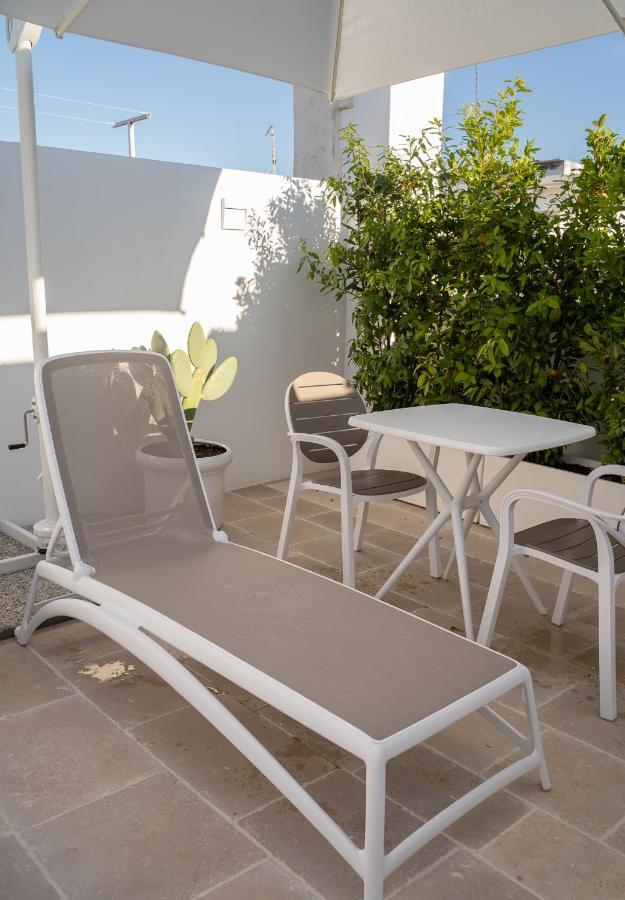 B-Welcome Rooms Of Charme E Relax Polignano a Mare Buitenkant foto