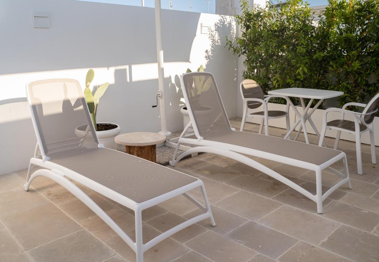B-Welcome Rooms Of Charme E Relax Polignano a Mare Buitenkant foto